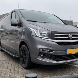 Fiat Talento Opel Vivaro Renault Trafic treeplanken L2 sidesteps zwart mat b