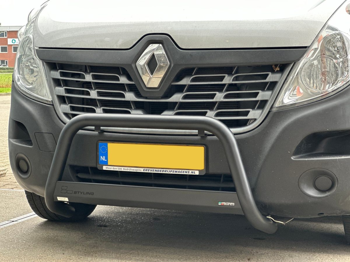 pushbar-bullbar-renault-master-zwart