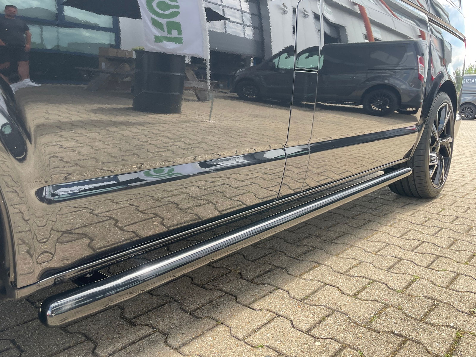 G-Serie RVS Sidebars GLANS ZWART G-Serie RVS Sidebars GLANS ZWART