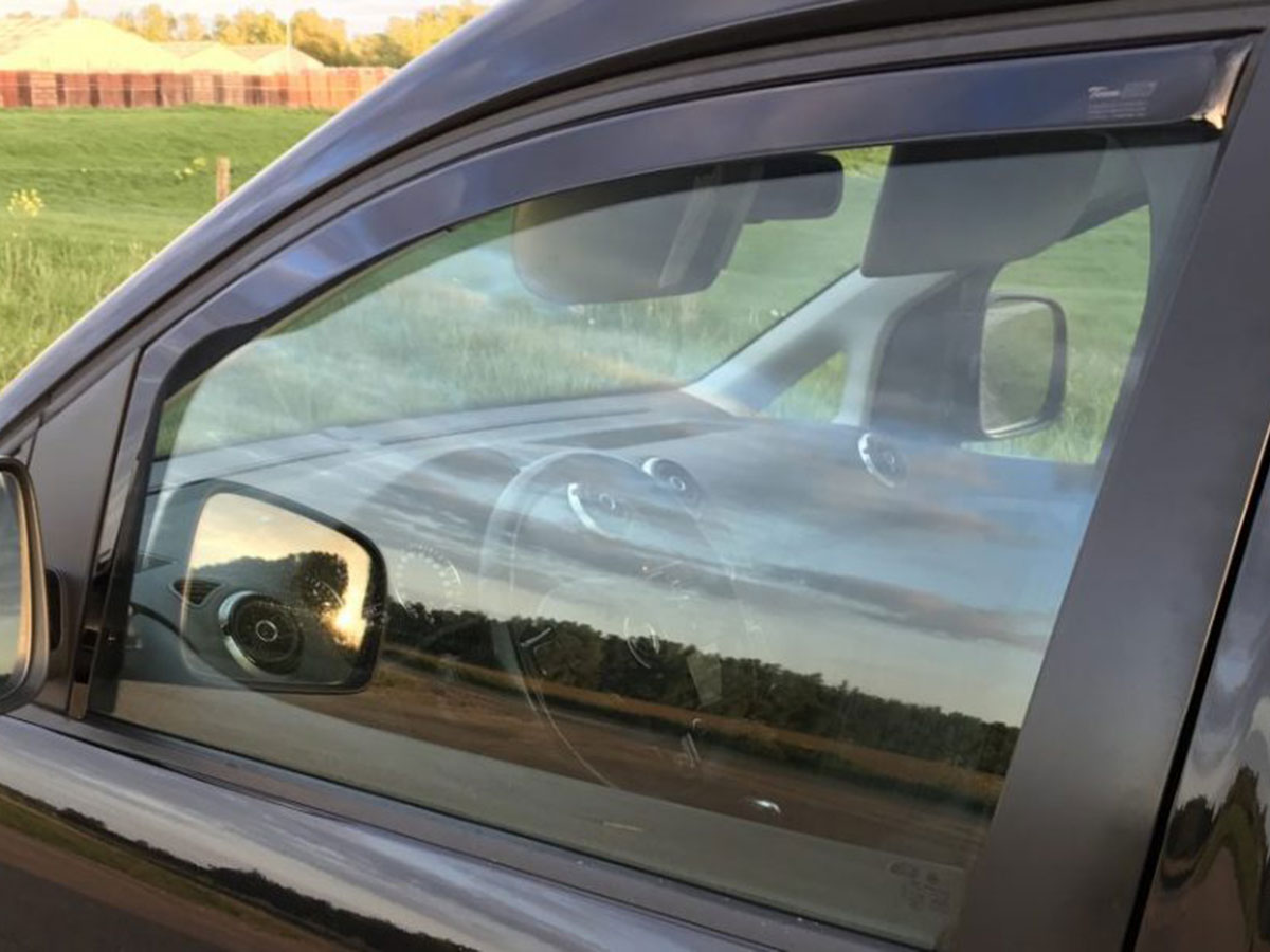 windspoiler-2 Zijwindschermen