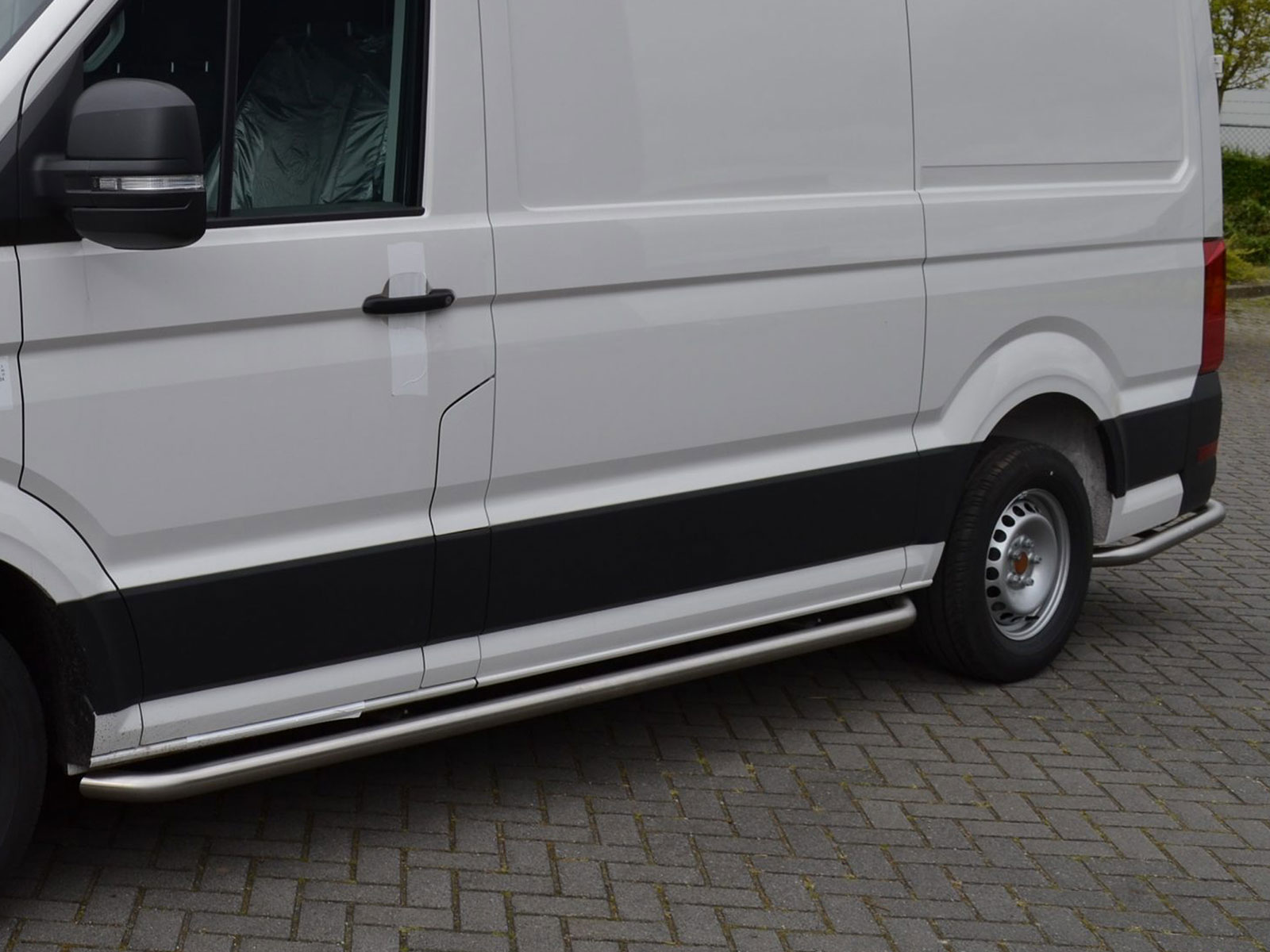 sidebars-e-serie-vw-crafter-man-tge-rvs-scaled RVS Sidebars Bocht Strong Edition