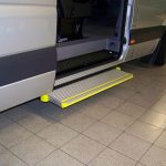 avs opstaptrede elektronisch