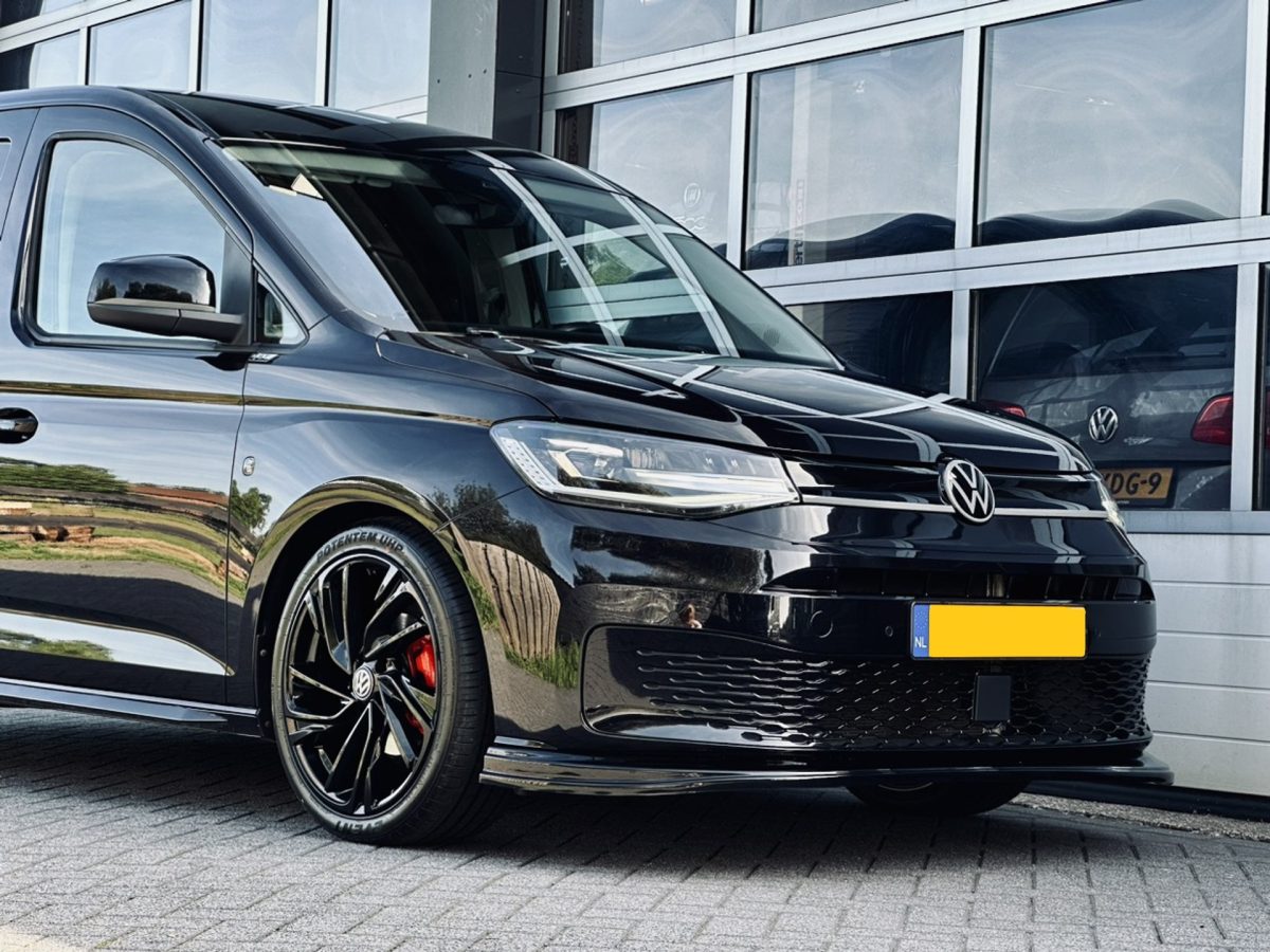 onderspoiler-volkswagen-caddy-cargo-glans-zwart onderspoiler-volkswagen-caddy-cargo-glans-zwart