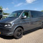vw-transporter-t6-sidebars-zwart-rvs-l2-black