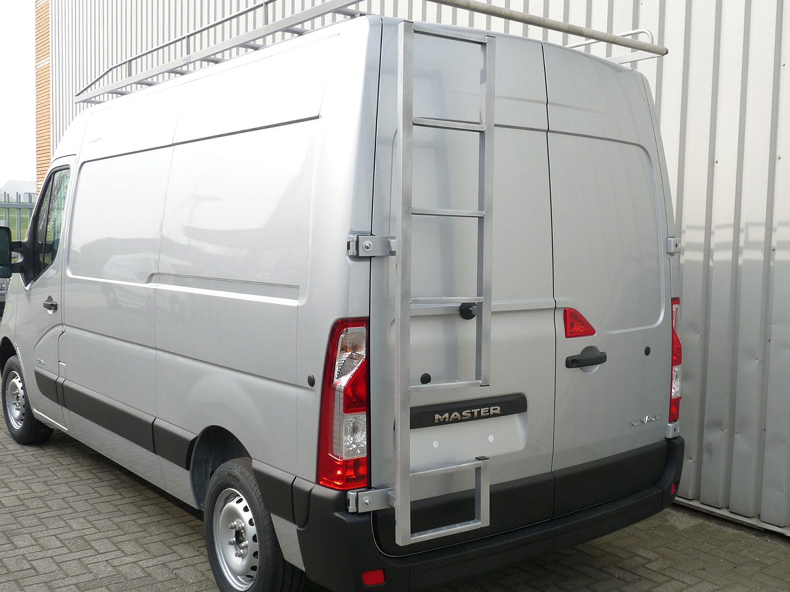 Deurladder RVS achterdeuren Volkswagen Crafter 2018