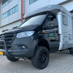 mercedes-sprinter-pushbar-zwart-bullbar-mat