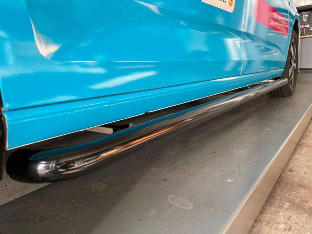 caddy-cargo-sidebars-zwart-rvs-glans-e1633466915910 Sidebars RVS Strong Edition VW Caddy