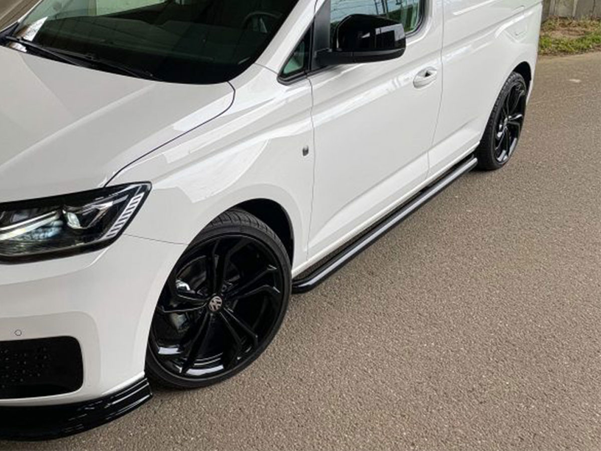 sidebars-caddy-cargo-zwart-glans-scaled-e1645379108627 Sidebars RVS Strong Edition VW Caddy