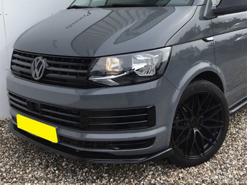 vw-t6-onderspoiler-zwart-glans-e1611091987330 onderspoiler glans v1 zwart