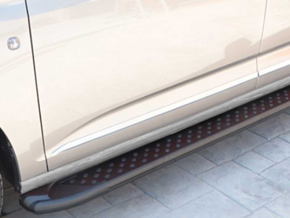 vw-caddy-cargo-treeplanken-zwart-aluminium-1-e1626882867851 Treeplanken Volkswagen Caddy Aluminium