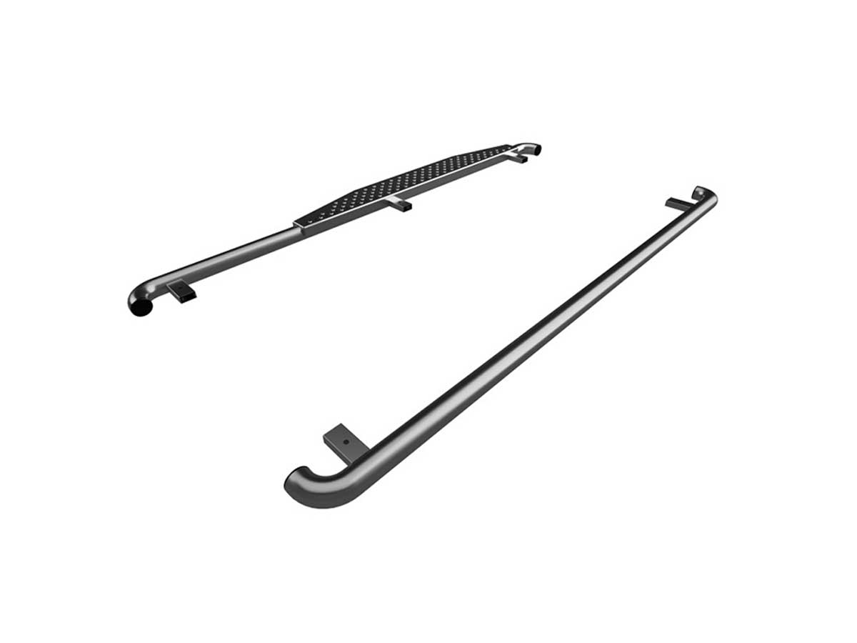 rvs sidebars met opstap bij de schuifdeur