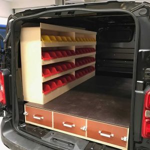 Vloerlade met 3 laden tot kopschot