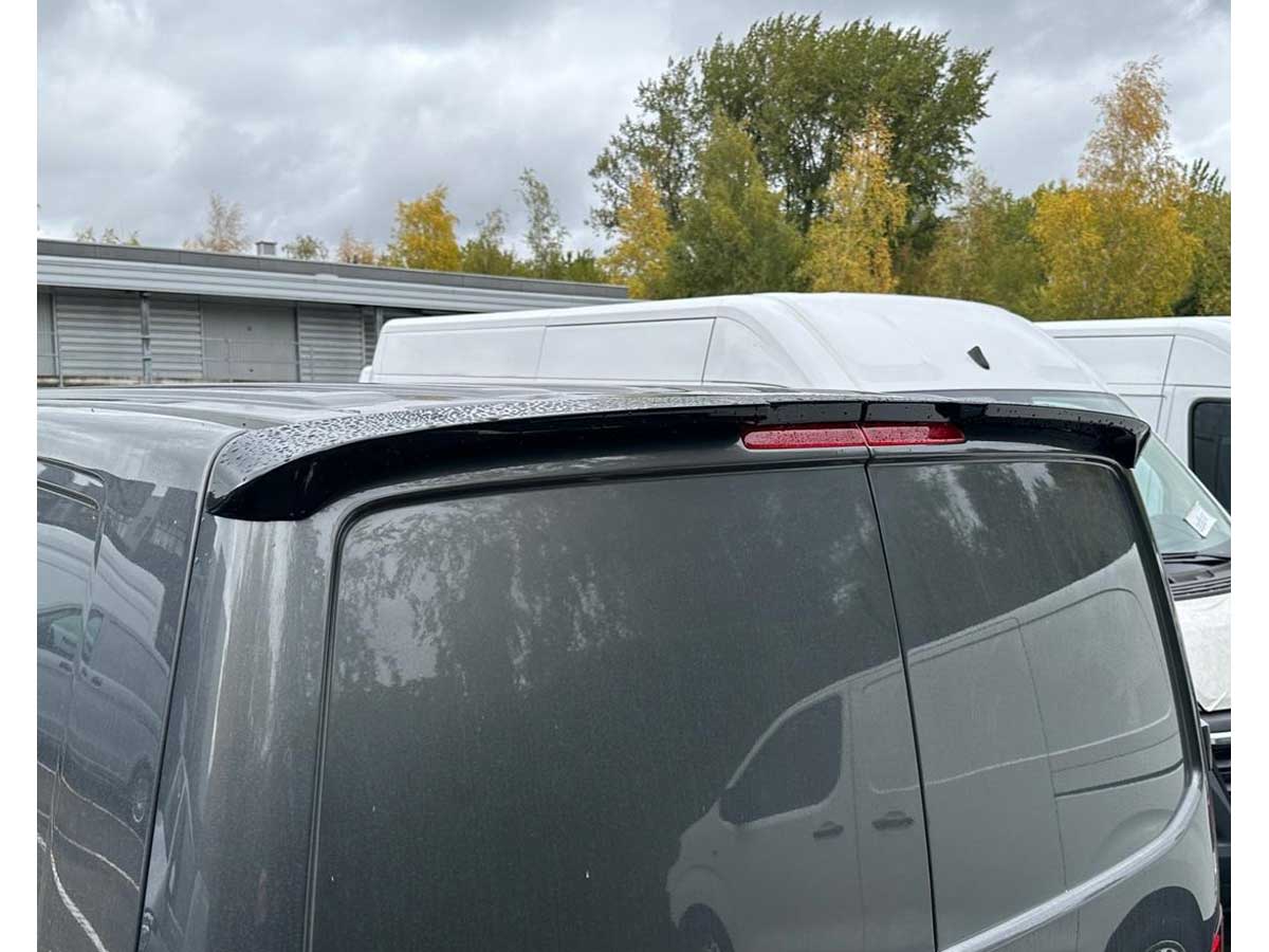 VWtransporter-Dakspoiler-T6.1-Zwart-deuren Dakspoiler Design V3 VW Transporter T6