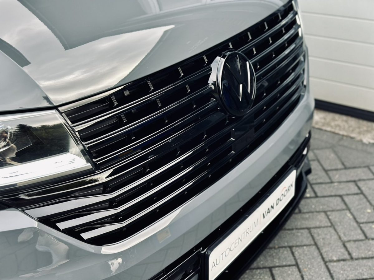 glans-zwarte-grill-volkswagen-transporter-T6.1